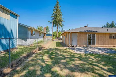 951 Dogwood St, Sweet Home, OR 97386 - Photo 39