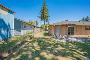 951 Dogwood St, Sweet Home, OR 97386 - Photo 39