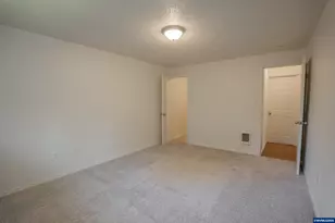 951 Dogwood St, Sweet Home, OR 97386 - Photo 33