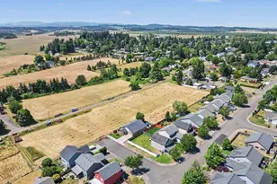 240 Sparks St, Monmouth, OR 97361 - Photo 45