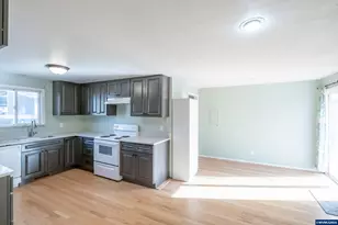 1625 Jackson St SE, Albany, OR 97322 - Photo 9