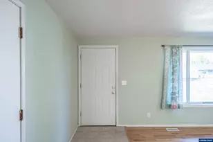 1625 Jackson St SE, Albany, OR 97322 - Photo 5