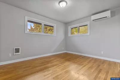 210 Walnut Dr S, Monmouth, OR 97361 - Photo 15