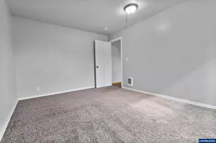 210 Walnut Dr S, Monmouth, OR 97361 - Photo 23