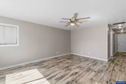 2790 S 9th St, Lebanon, OR 97355 - Photo 5