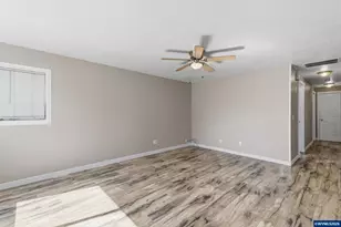 2790 S 9th St, Lebanon, OR 97355 - Photo 5