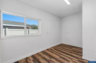 2790 S 9th St, Lebanon, OR 97355 - Photo 17