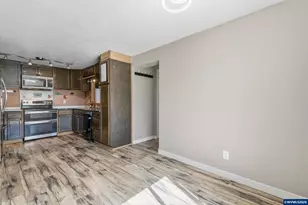 2790 S 9th St, Lebanon, OR 97355 - Photo 13