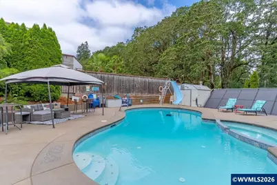 1360 SW Laurelwood Dr, Dallas, OR 97338 - Photo 47