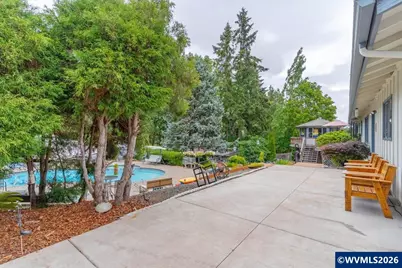 1360 SW Laurelwood Dr, Dallas, OR 97338 - Photo 45