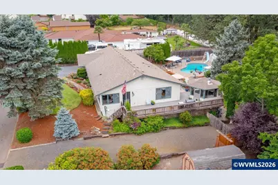 1360 SW Laurelwood Dr, Dallas, OR 97338 - Photo 11