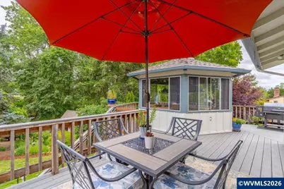 1360 SW Laurelwood Dr, Dallas, OR 97338 - Photo 43