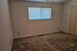 4526 Pennsylvania Ave SE, Salem, OR 97317 - Photo 7