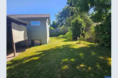 4526 Pennsylvania Av SE, Salem, OR 97317 - Photo 23