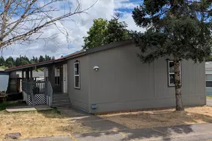 2000 Robins Lane SE, Salem, OR 97306 - Photo 1