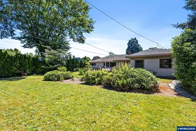 3739 NW Van Buren Av, Corvallis, OR 97330 - Photo 37