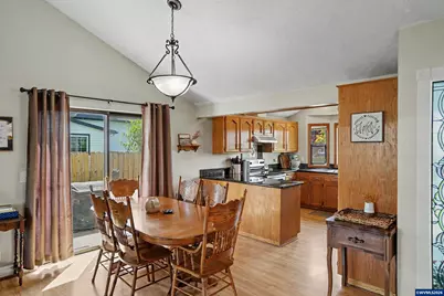 645 John St, Mount Angel, OR 97362 - Photo 27