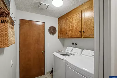 645 John St, Mount Angel, OR 97362 - Photo 15