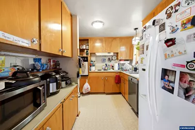 1404 Umpqua Rd, Woodburn, OR 97071 - Photo 9