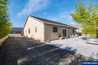 2151 NE Deciduous Av, Albany, OR 97321 - Photo 39