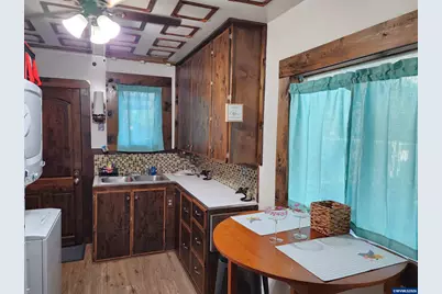 365 Hood St NE, Salem, OR 97301 - Photo 7