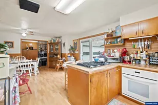 1755 Madison St NE, Salem, OR 97301 - Photo 7