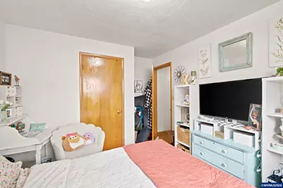 1755 Madison St NE, Salem, OR 97301 - Photo 17