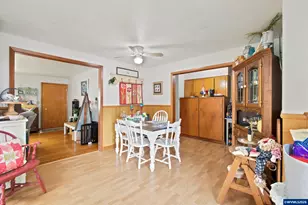 1755 Madison St NE, Salem, OR 97301 - Photo 9