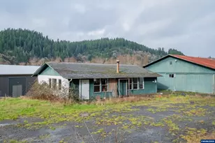 18271 Harlan Rd, Eddyville, OR 97343 - Photo 15