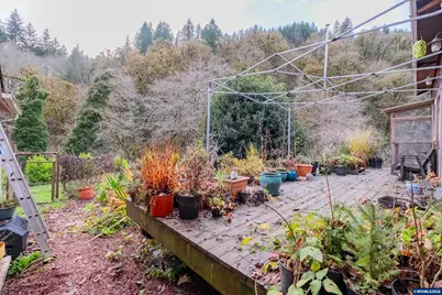 18271 Harlan Rd, Eddyville, OR 97343 - Photo 39
