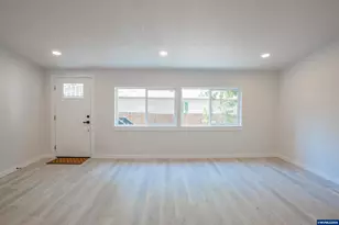 1598 40th Ln, Sweet Home, OR 97386 - Photo 5