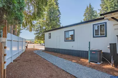 1598 40th Ln, Sweet Home, OR 97386 - Photo 31