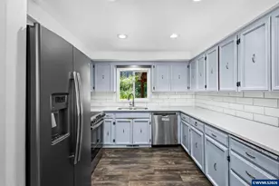 2050 Popcorn Ct NW, Salem, OR 97304 - Photo 7