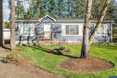 38423 Century Dr NE, Albany, OR 97322 - Photo 11