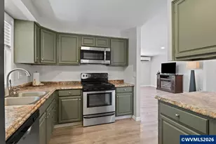 977 George St NW, Salem, OR 97304 - Photo 7