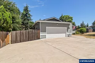 977 George St NW, Salem, OR 97304 - Photo 3