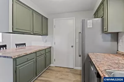977 George St NW, Salem, OR 97304 - Photo 9