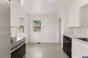 278 Draper St NE, Salem, OR 97301 - Photo 9