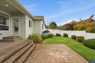 338 NW Ivy Ave, Dallas, OR 97338 - Photo 33