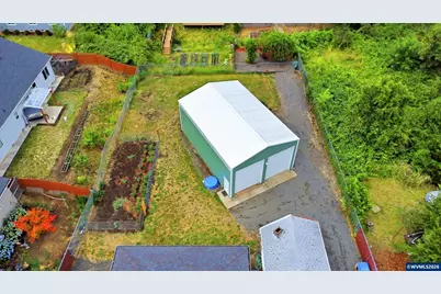 3055 Hollywood Dr NE, Salem, OR 97305 - Photo 27