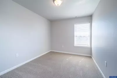 1657 SE Barberry Av, Dallas, OR 97338 - Photo 21