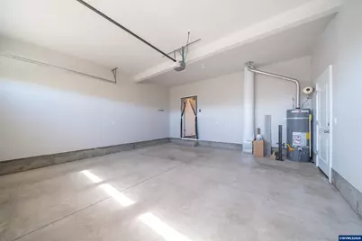 1657 SE Barberry Av, Dallas, OR 97338 - Photo 33