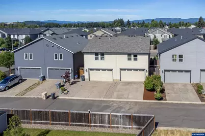 1657 SE Barberry Av, Dallas, OR 97338 - Photo 5