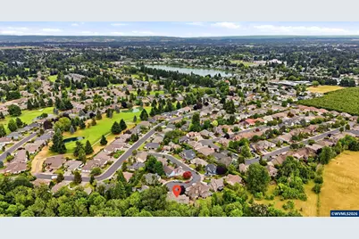 986 Henning Wy N, Keizer, OR 97303 - Photo 3