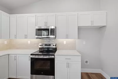 356 E Kisling Av, Brownsville, OR 97327 - Photo 11