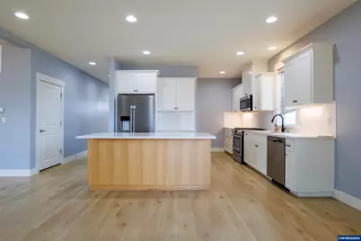 3173 Garrett St NW, Salem, OR 97304 - Photo 7