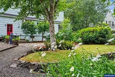1101 SW Sunset Dr, Corvallis, OR 97333 - Photo 45
