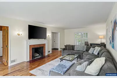 1101 SW Sunset Dr, Corvallis, OR 97333 - Photo 11