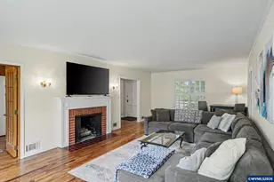 1101 SW Sunset Dr, Corvallis, OR 97333 - Photo 11