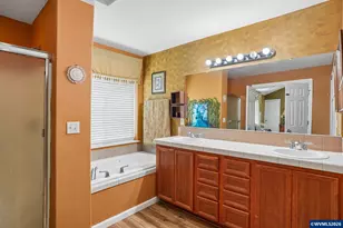 325 Stellers Eagle St NW, Salem, OR 97304 - Photo 27